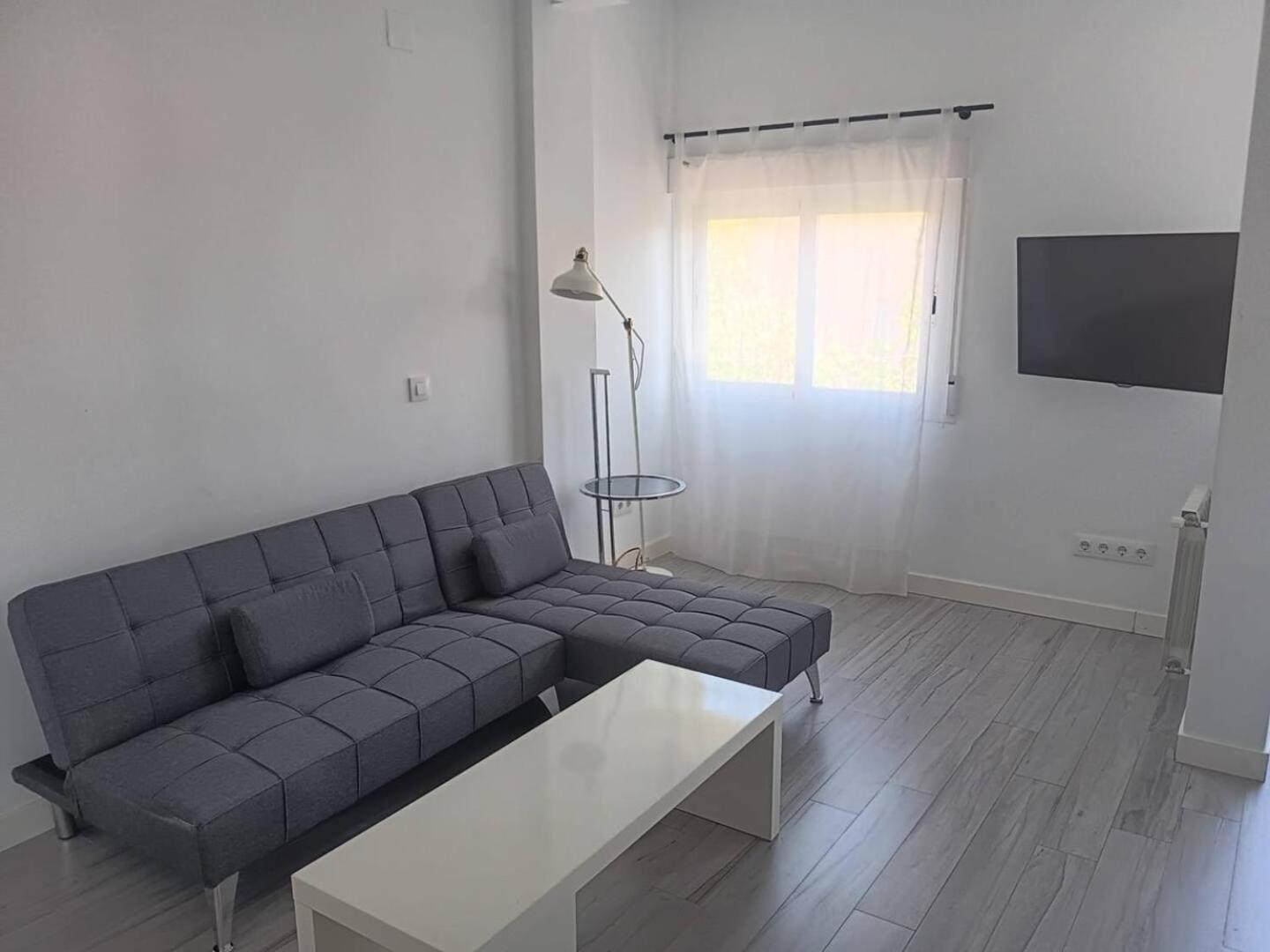 Blue Loft Atocha Lejlighed Madrid Eksteriør billede